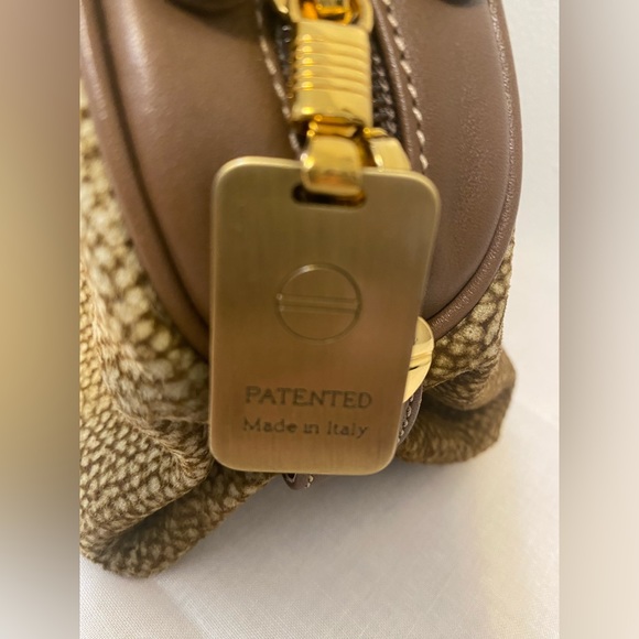 ECU Borbonese Redwall Sling/Crossbody Bag - Picture 8 of 16